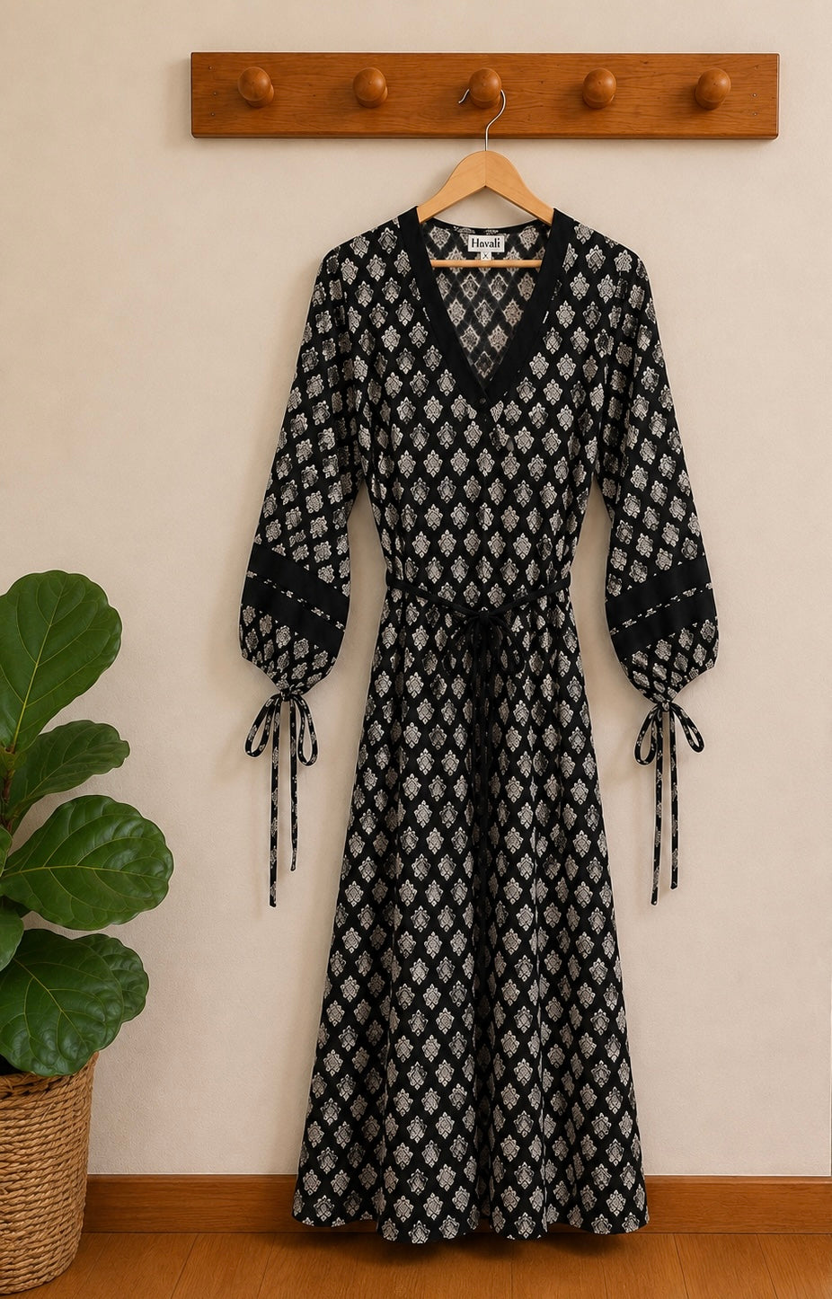 Raven midi dress