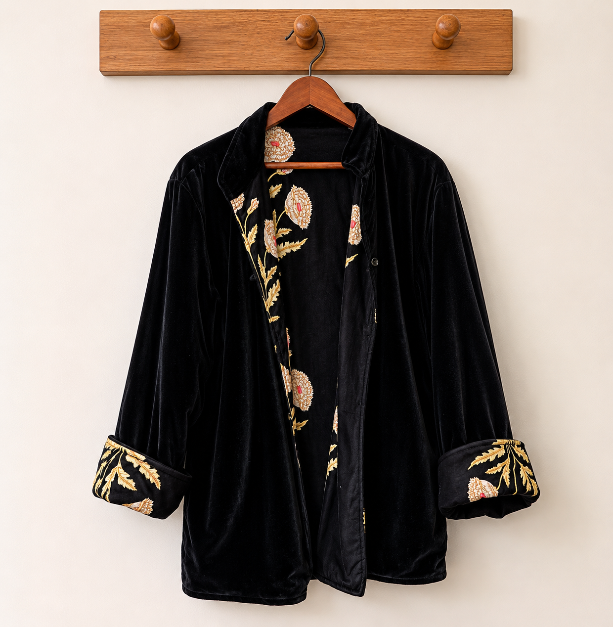 Velvet  cotton  jacket in black